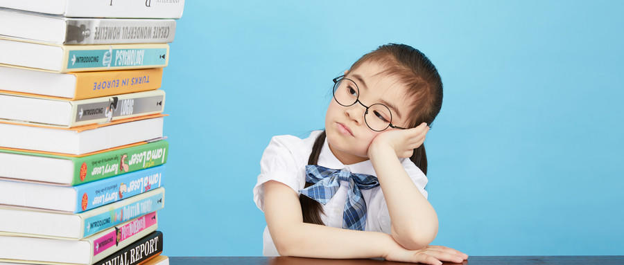 斜視會(huì)并發(fā)哪些容易混淆的疾??？