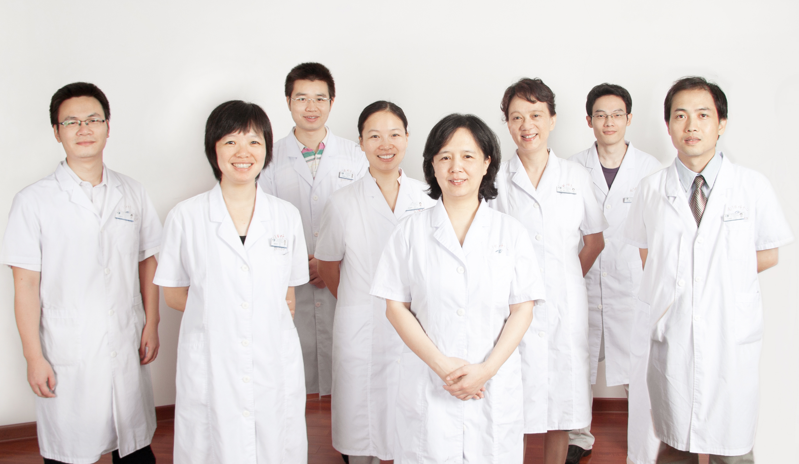 廈門眼科中心眼外傷?？茍F隊