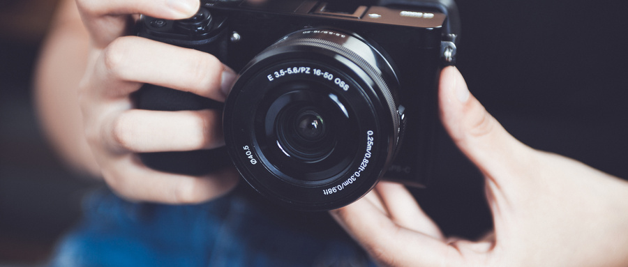 白內(nèi)障原因