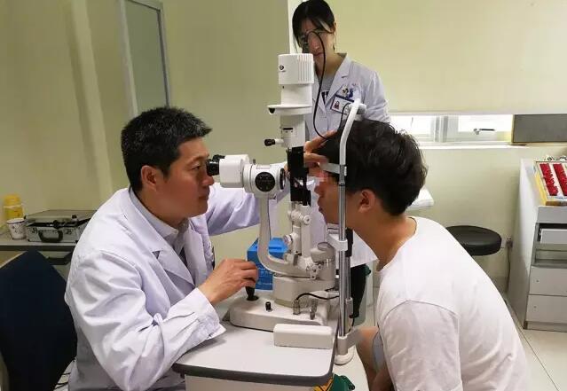 近視手術術后復查